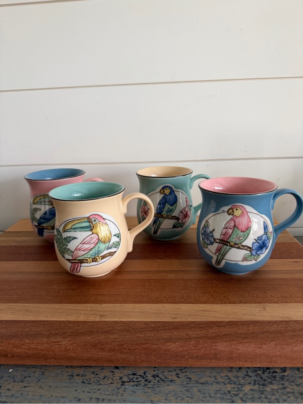 Norcrest Ceramic Parrot Toucan Mugs Set of 4